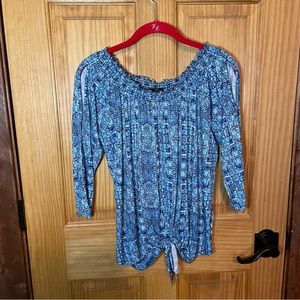 Cupio Front tie Off the shoulder adjustable printed blouse